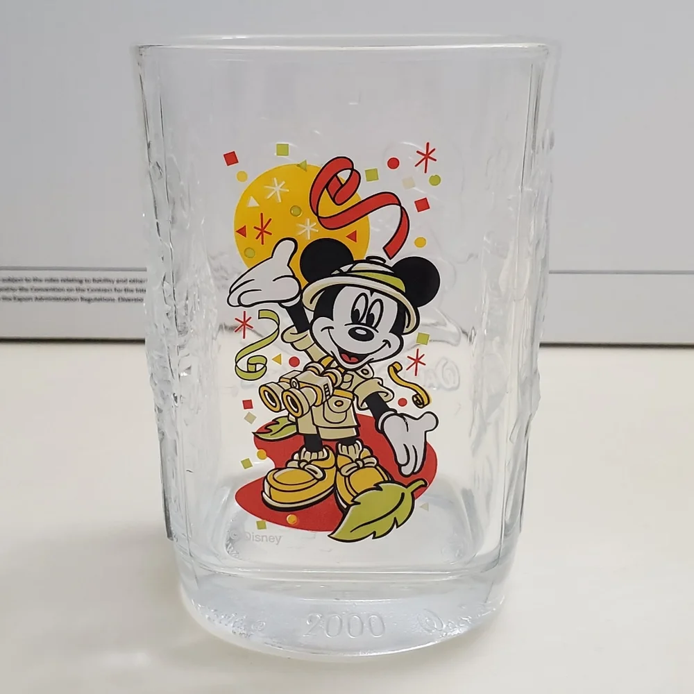 Walt Disney World Mickey Mouse Tumbler Glass McDonalds 2000 Celebration